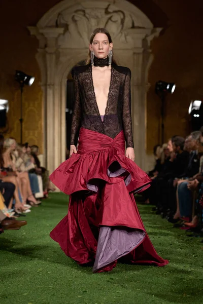 Look 23